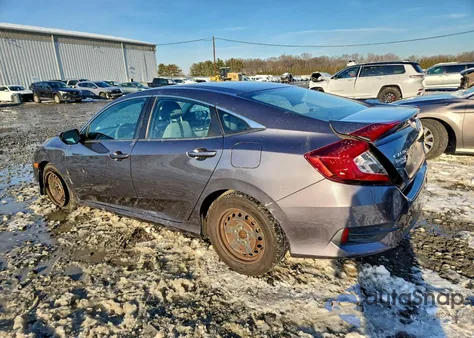 2018 Honda Civic Lx z USA, uszkodzony, nr VIN 2HGFC2F59JH528831